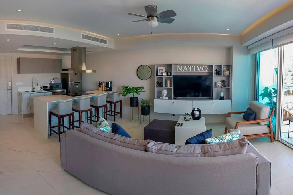 Stunning & Fully Equipped Condo, Marina Vallarta Puerto Vallarta