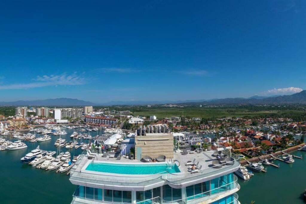 Stunning & Fully Equipped Condo, Marina Vallarta Apartment